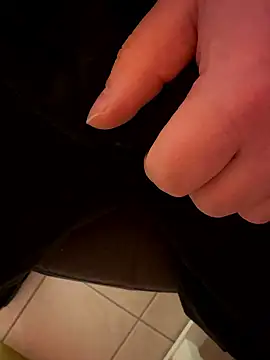 Dominic2295 online show from 01-13-26, 08:29