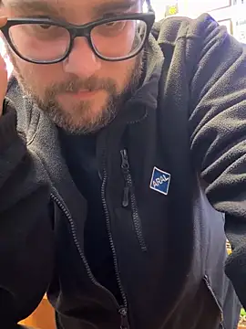 Dominic2295 online show from 02-10-26, 05:17