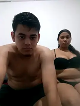 parejahot0819 online show from 01-08-26, 05:02