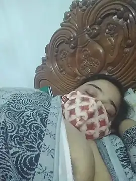 momo loves online show from 01-18-26, 03:37