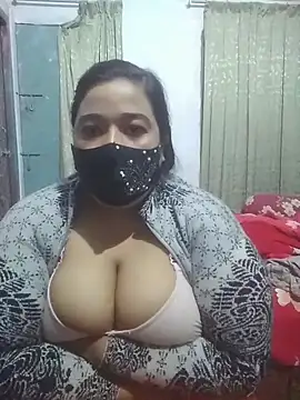 momo loves online show from 02-11-26, 02:28