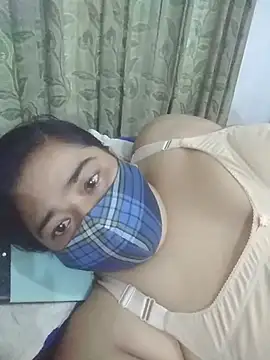 momo loves online show from 07-21-26, 04:25