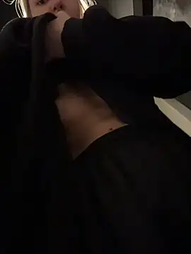 Snapshot of AshleyMur chatting on 02-28-26, 05:29 AshleyMur online show from 02-28-26, 05:29