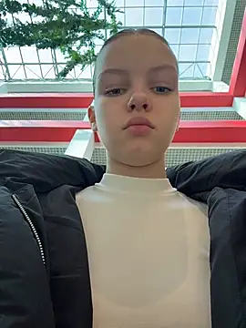 AshleyMur online show from 03-18-26, 06:38