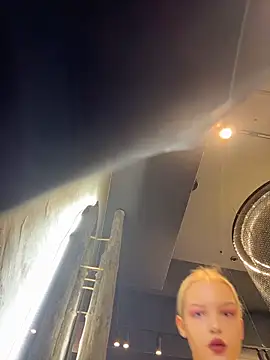 Snapshot of AshleyMur chatting on 02-12-26, 04:56 AshleyMur online show from 02-12-26, 04:56