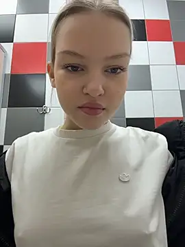 AshleyMur online show from 03-14-26, 05:57