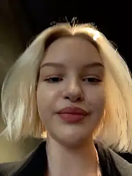 Snapshot of AshleyMur chatting on 02-21-26, 04:58 AshleyMur online show from 02-21-26, 04:58