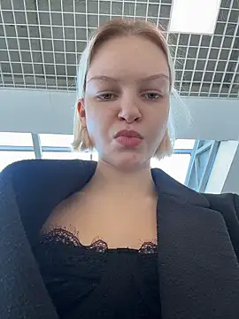 AshleyMur online show from 03-27-26, 08:26