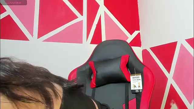 abril onnel online show from 01-15-26, 07:06