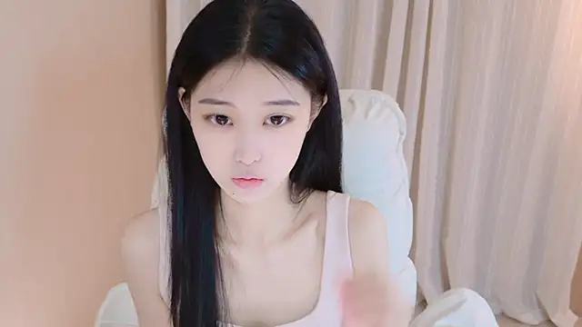 iiiiiiiiiu online show from 04-13-26, 04:05