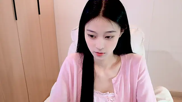 iiiiiiiiiu online show from 02-05-26, 07:26