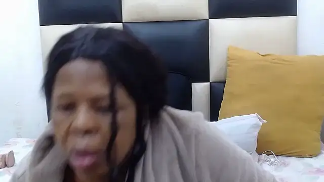 SEXY MATURExx online show from 02-08-26, 08:34