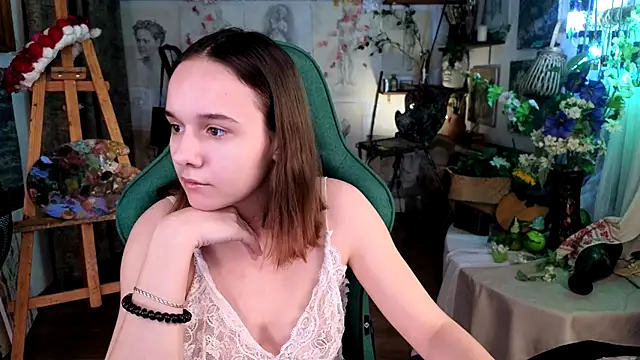 MelissaTravel online show from 02-18-26, 04:14