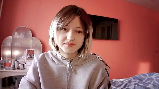 SnowWhiteNika online show from 01-14-26, 07:23