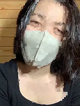 minami room online show from 01-17-26, 04:05