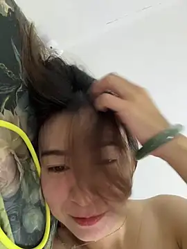 Snapshot of Xiaojuzi- chatting on 07-01-26, 01:44 Xiaojuzi- online show from 07-01-26, 01:44