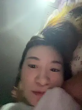 Snapshot of Xiaojuzi- chatting on 06-25-26, 01:27 Xiaojuzi- online show from 06-25-26, 01:27
