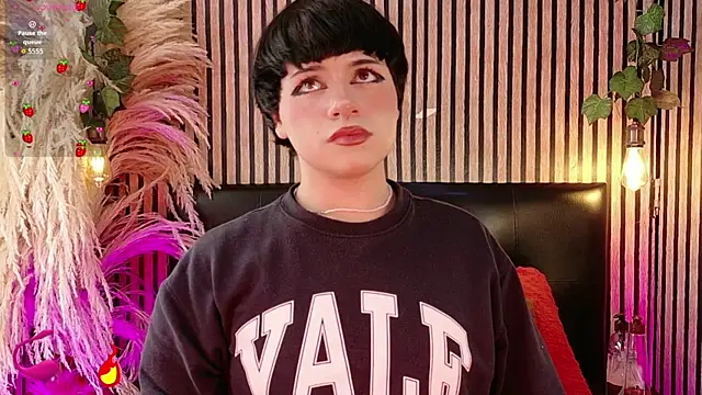 Hiddenhotcake online show from 04-10-26, 07:32