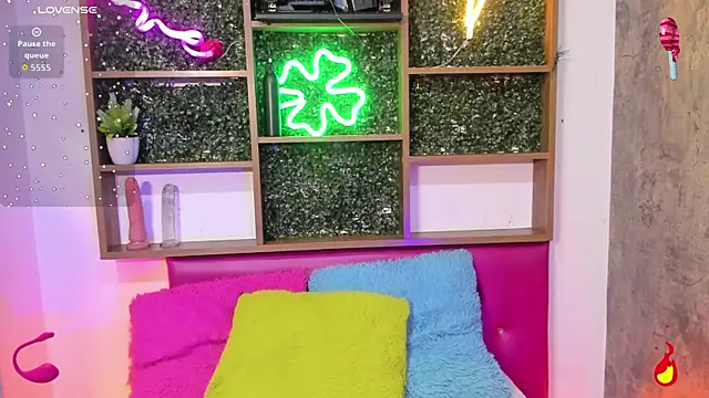 Hiddenhotcake online show from 01-05-26, 08:01