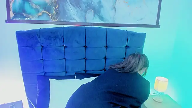 Snapshot of alyy_cut3 chatting on 01-08-26, 01:17 alyy cut3 online show from 01-08-26, 01:17