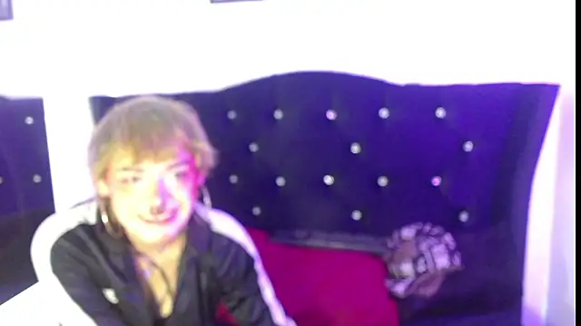 Neko ne69 online show from 04-15-26, 01:15