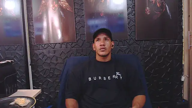 Snapshot of viktor_herrera chatting on 05-04-26, 01:36 viktor herrera online show from 05-04-26, 01:36