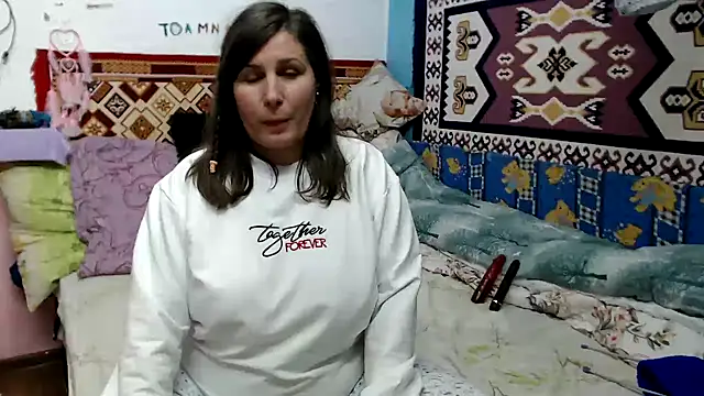 Snapshot of Adelinemilf chatting on 02-10-26, 10:25 Adelinemilf online show from 02-10-26, 10:25