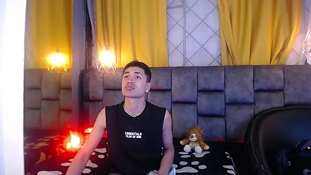 Maik Russo online show from 03-25-26, 11:42