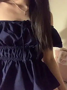 Snapshot of Rinrin_06 chatting on 02-10-26, 08:24 Rinrin 06 online show from 02-10-26, 08:24