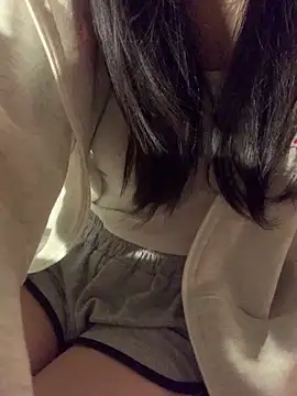 Snapshot of Rinrin_06 chatting on 02-09-26, 04:43 Rinrin 06 online show from 02-09-26, 04:43