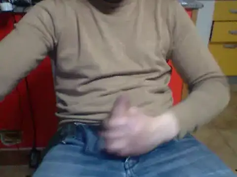 Snapshot of colosone chatting on 03-20-25, 05:58 colosone online show from 03-20-25, 05:58