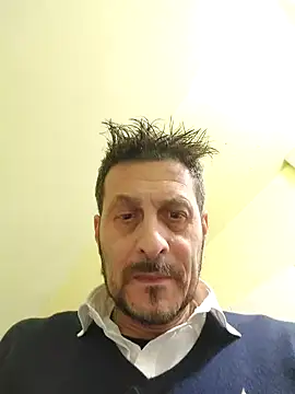 Snapshot of colosone chatting on 02-20-25, 05:41 colosone online show from 02-20-25, 05:41