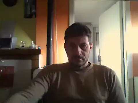 Snapshot of colosone chatting on 02-27-25, 06:46 colosone online show from 02-27-25, 06:46