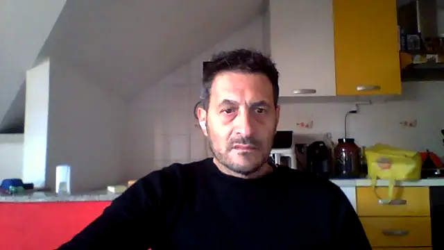 Snapshot of colosone chatting on 10-23-25, 08:02 colosone online show from 10-23-25, 08:02
