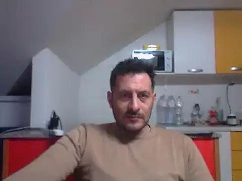 Snapshot of colosone chatting on 03-16-25, 07:38 colosone online show from 03-16-25, 07:38