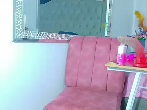 EvelynMoore   online show from 01-14-26, 10:08