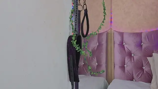 Missy 22  online show from 03-18-26, 01:57