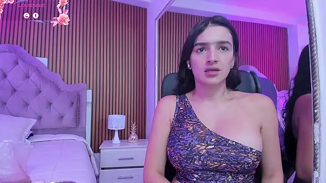 Violett hott  online show from 03-12-26, 12:20