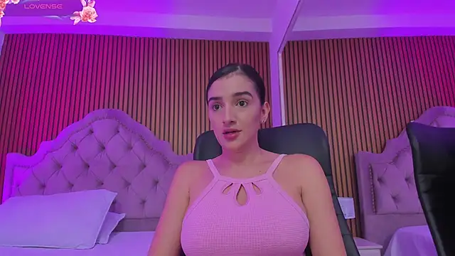 Violett hott  online show from 03-17-26, 11:24