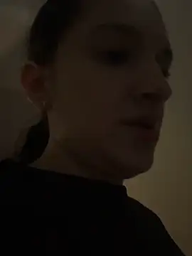 Violett hott  online show from 04-16-26, 12:06