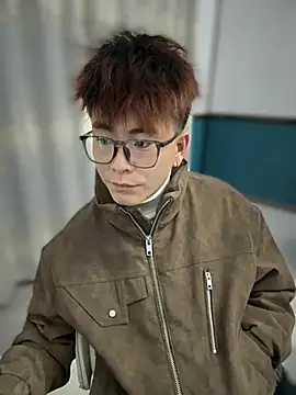 Snapshot of linfei123321 chatting on 01-12-26, 11:28 linfei123321 online show from 01-12-26, 11:28