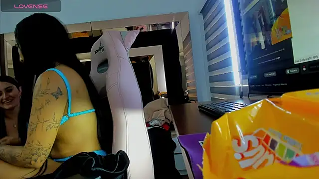 Snapshot of chiquisgp chatting on 01-07-26, 07:08 chiquisgp online show from 01-07-26, 07:08