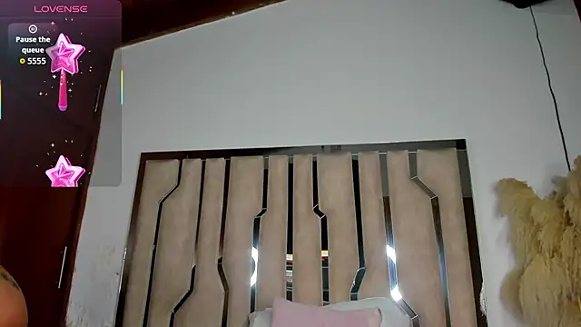 Thalia  Rose online show from 01-11-26, 11:39