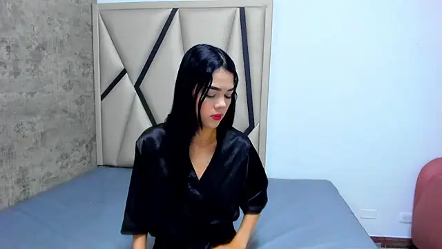 Luna  02 online show from 04-21-26, 12:12