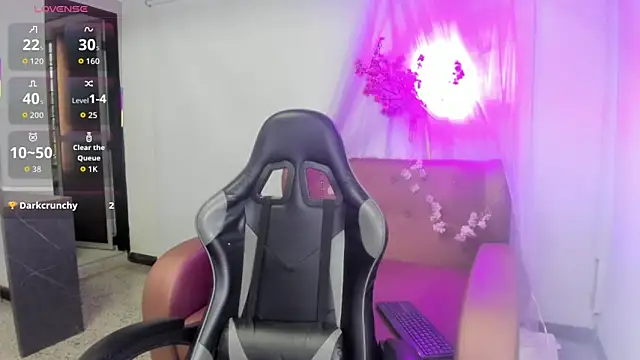 Luna  02 online show from 03-24-26, 11:21