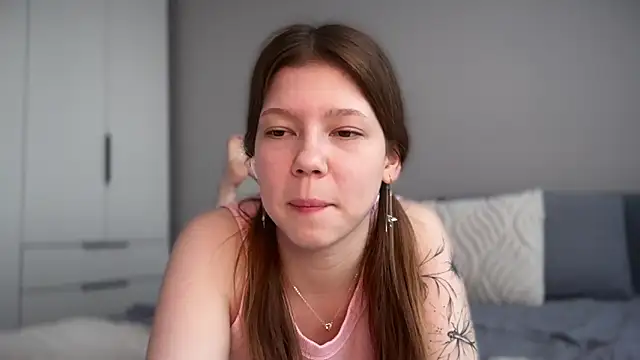 Snapshot of karalinhks chatting on 02-01-26, 08:45 karalinhks online show from 02-01-26, 08:45