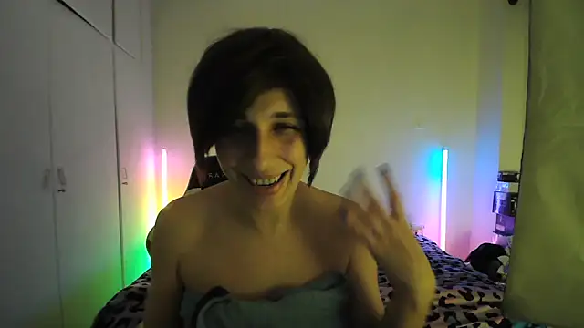 Snapshot of HoneyValentine chatting on 05-28-26, 06:58 HoneyValentine online show from 05-28-26, 06:58