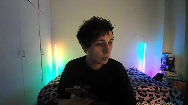 Snapshot of HoneyValentine chatting on 06-01-26, 05:56 HoneyValentine online show from 06-01-26, 05:56