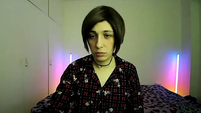 HoneyValentine online show from 02-16-26, 07:34