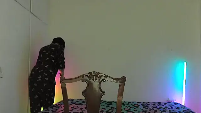 HoneyValentine online show from 03-06-26, 09:43